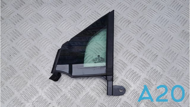 Стекло окна двери водителя неподвижное 11A845113B5AP VAG