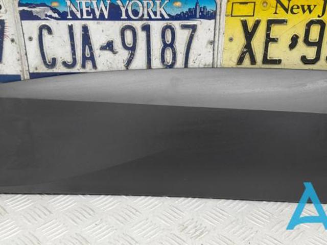 Накладка двери задней правой 11K8549509B9 VAG