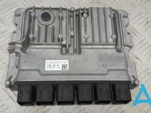 Электронный блок управления двигателем 12149798769 BMW