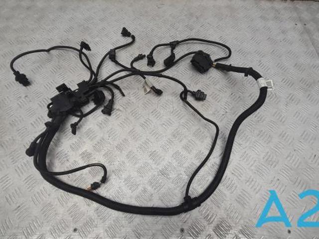 Электропроводка моторного тсека 12518601840 BMW