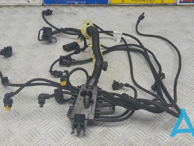 Электропроводка моторного тсека 12518642916 BMW