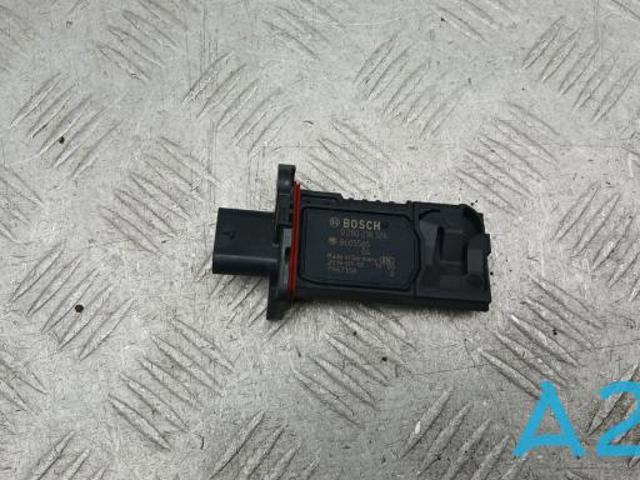 Датчик массового расхода воздуха 13628605565 BMW