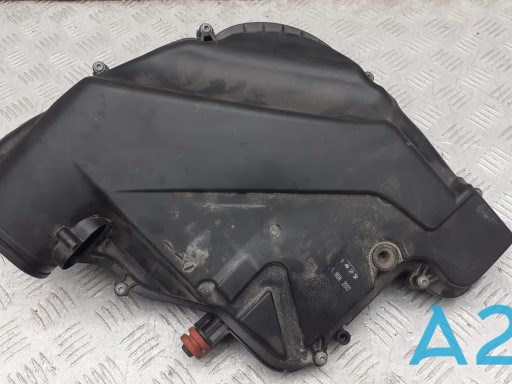 BMW 13717577448 Корпус воздушного фильтра правый в наличии Павлоград