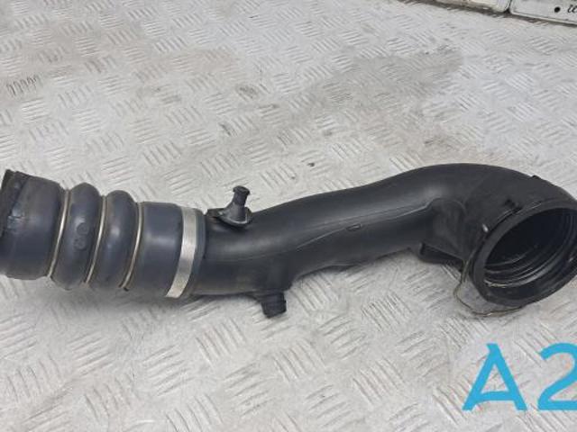 Шланг интеркуллера 13717588268 BMW