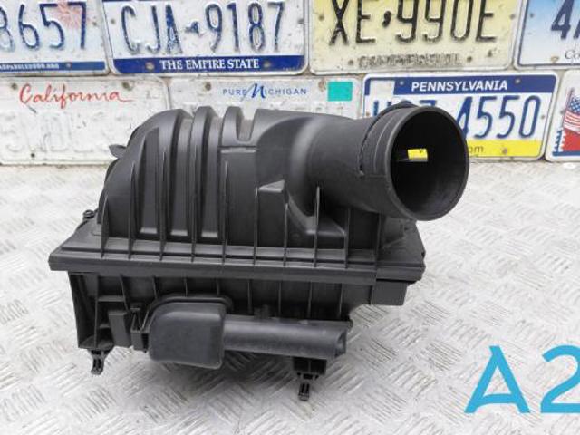 Корпус воздушного фильтра 13718655835 BMW