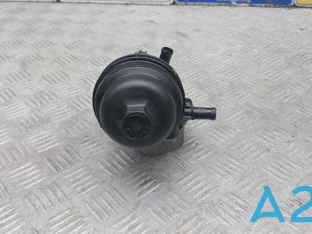  Корпус масляного фильтра 15200HG00B NISSAN
