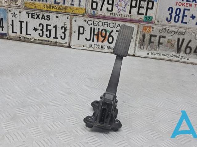 Педали газа 1600A102 MITSUBISHI