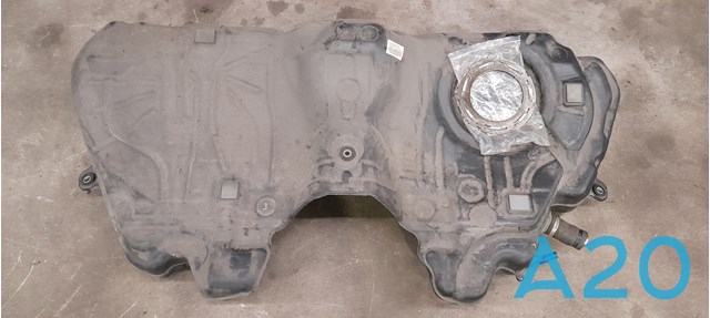 Бензобак 16117267498 BMW