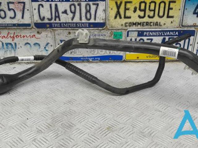 BMW 16117356516 Горловина топливного бака в наличии Украина