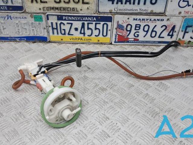 Датчик уровня топлива в баке, левый 16117366123 BMW