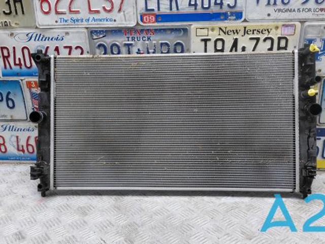 Радиатор охлаждения 1640037311 TOYOTA