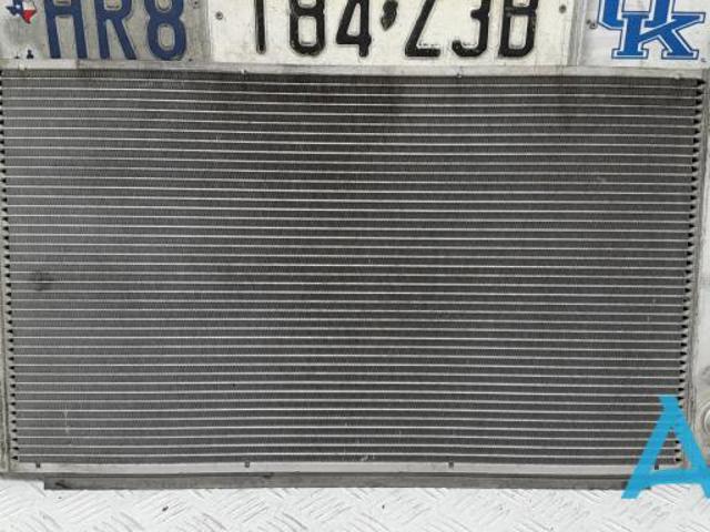 Радиатор системы охлаждения двигателя 17112751276 BMW