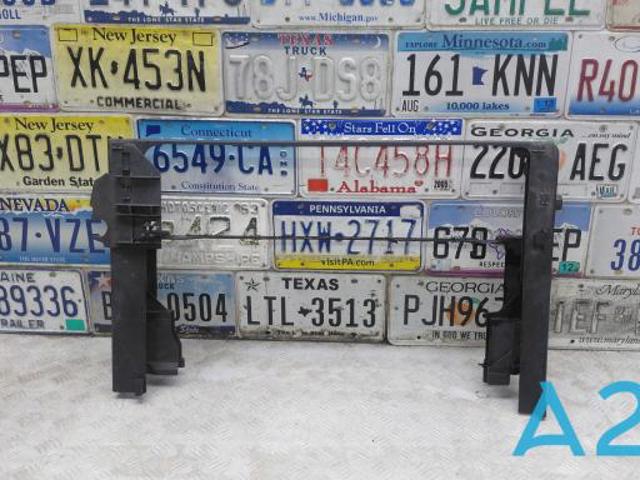 Рамка передней панели 17117804617 BMW