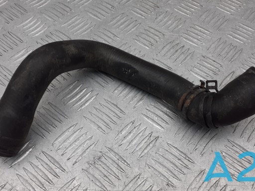 Нижний патрубок радиатора 17122754220 BMW