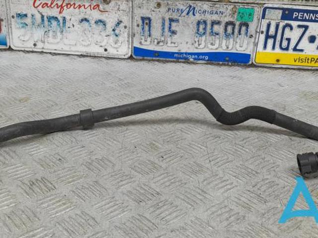 BMW 17127580963 Патрубок радиатора в наличии Львов