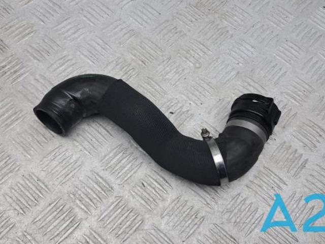 Шланг радиатора охлаждения нижний 17127605640 BMW