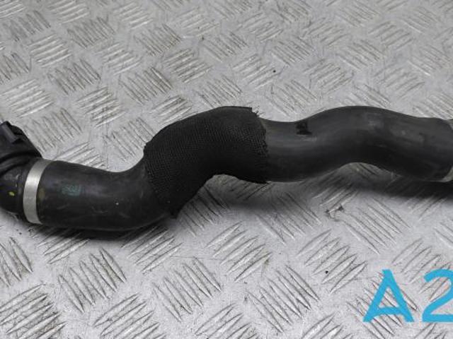 Патрубок радиатора охлаждения нижний 17128602638 BMW