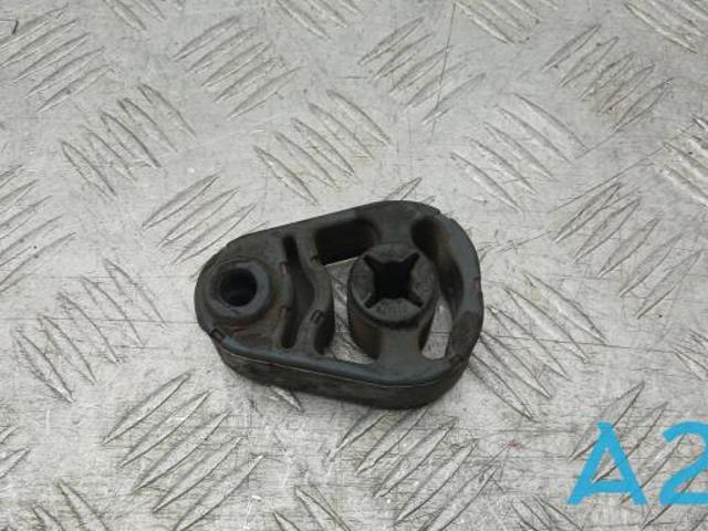 Хомут глушителя задний 18208572512 BMW