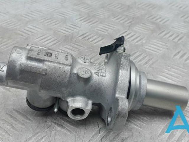 Цилиндр тормозной, главный 1EB614019A VAG
