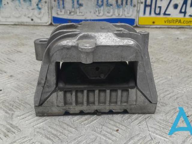 Подушка двигателя Audi A3