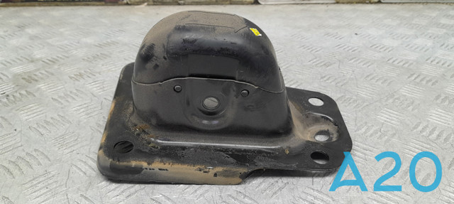 Кронштейн задней балки 1K0505130L VAG