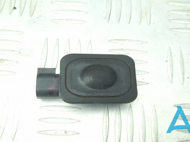 FORD 1L2Z14018AC Кнопка привода замка крышки багажника (двери 3/5-й (ляды) в наличии Львов