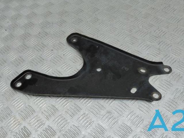 Кронштейн передней балки 20107FL01A SUBARU