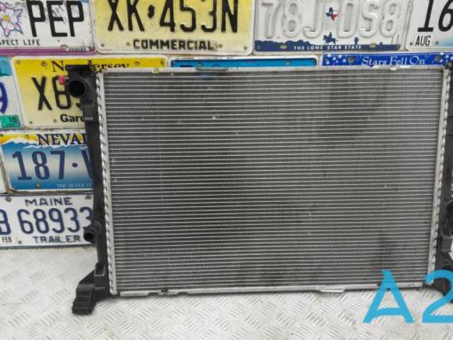 NISSAN 214105DC0A Радиатор охлаждения двигателя в наличии Ровно