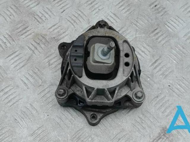 Правая опора ДВС 22116859414 BMW