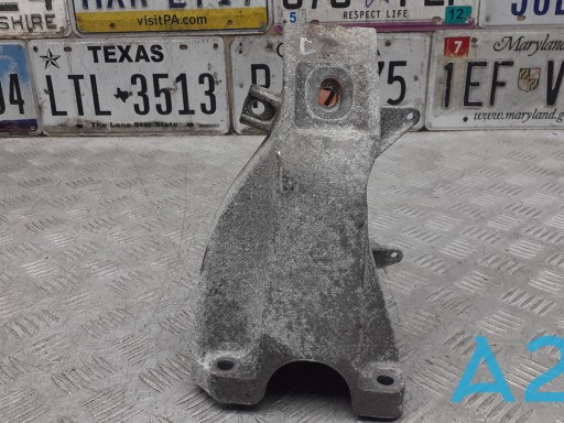 Кронштейн подушки (опоры) двигателя, левой 22116882035 BMW