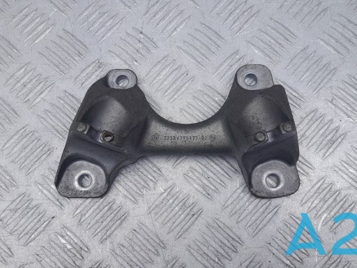 Крепление подушки коробки передач 22326795972 BMW