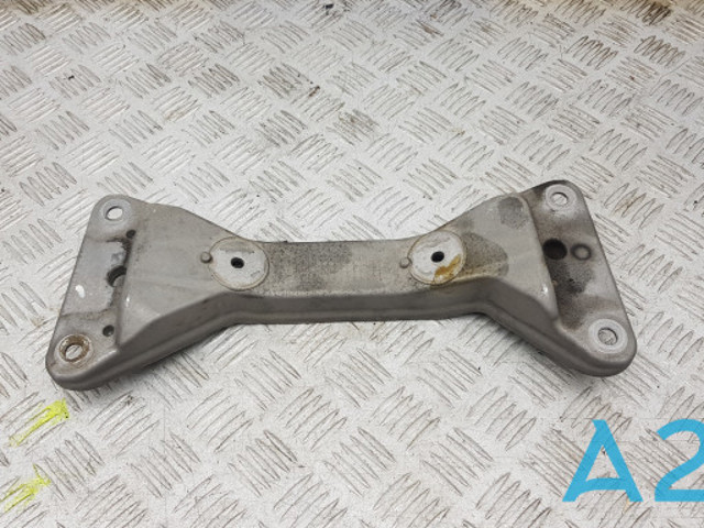 22326796605 BMW Балка крепления коробки передач купить в Черкассы