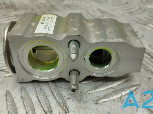 Клапан расширительный 23506186 GM