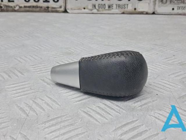 Ручка рычага коробки передач 2410A118XD MITSUBISHI