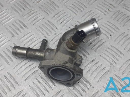 Фланец двигателя системы охлаждения 256002B600 HYUNDAI