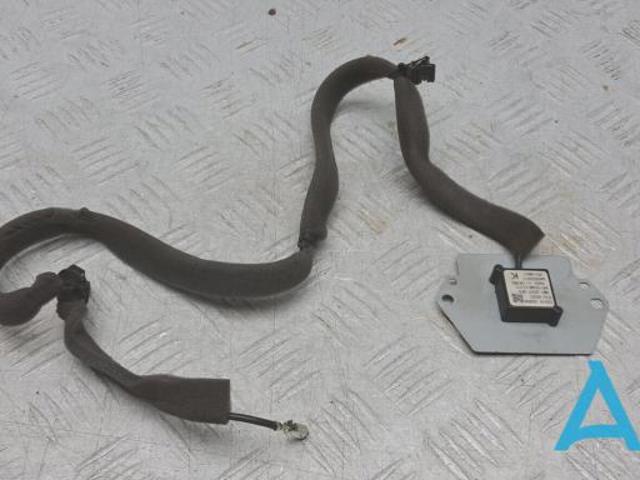 NISSAN 259755DA0A Антенна GPS в наличии Тернополь