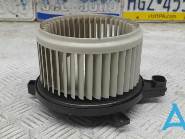 Электромотор печки 272206RF0A NISSAN