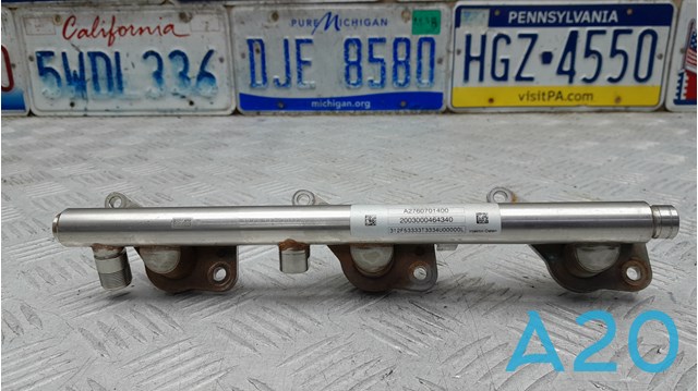 2760704195 MERCEDES Распределитель топлива (рампа) левый купить в Киев