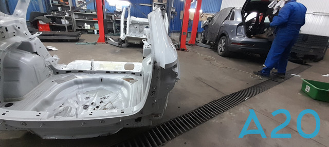 Ремчасть кузова правая 2GJ809606 VAG