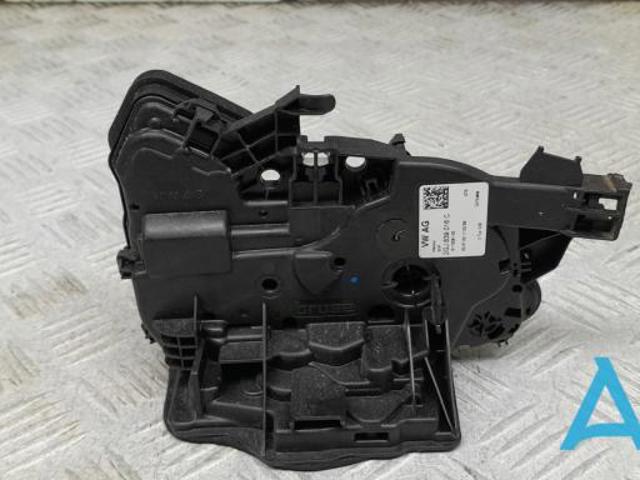 Замок двери задней правой 2GJ839016C VAG