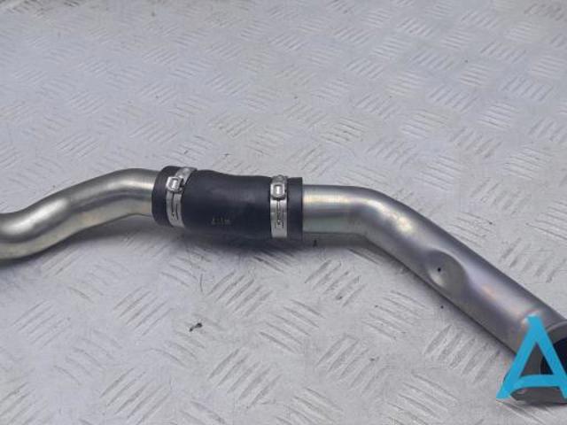 Шланг/патрубок системы охлаждения 30668623 VOLVO