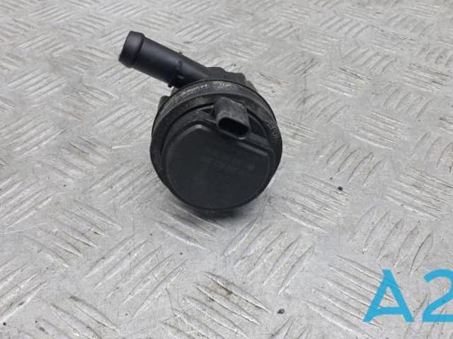 Помпа охлаждения 310505DA0A NISSAN