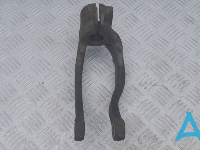 31126775086 BMW Вилка амортизатора переднего нижняя правая купить в Чернигов