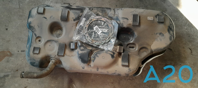 Б/бак 31150F3500 HYUNDAI