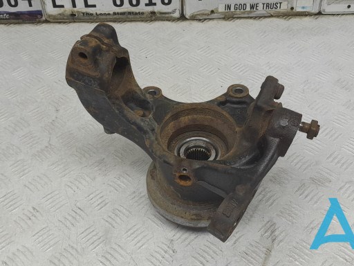 BMW 31216768996 Цапфа передняя правая в наличии Одесса