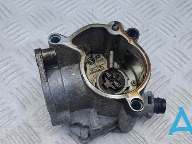 Насос вакуумный 31316143 VOLVO