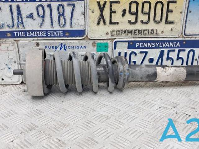 Амортизаторы передние 31316851745 BMW