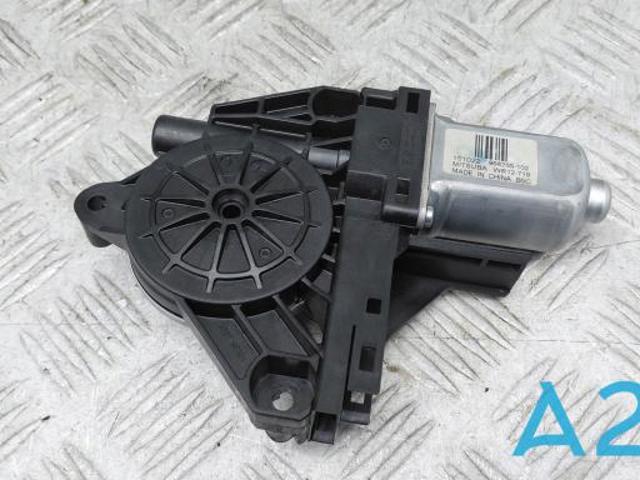 Мотор стеклоподъемника двери задней, правой 31349759 VOLVO