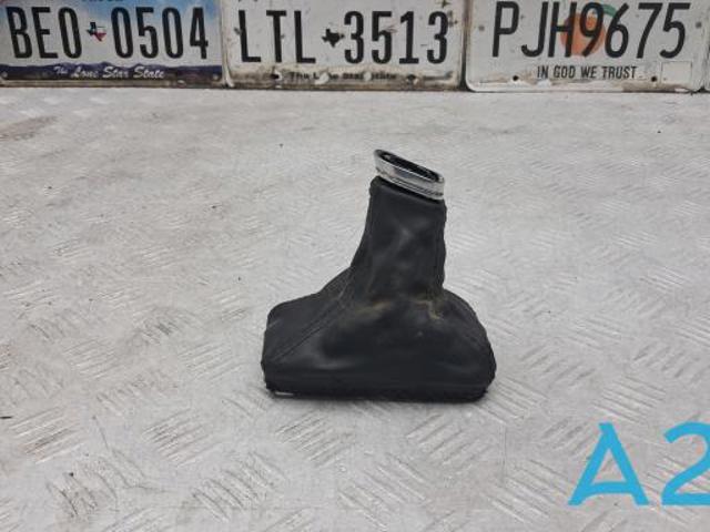 VOLVO 31367574 Чехол на рычаг переключения в наличии Ирпень