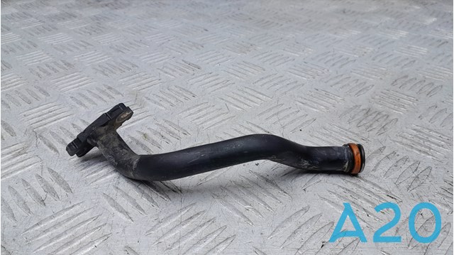 Трубка/шланг отвода масла от турбины 31368630 VOLVO